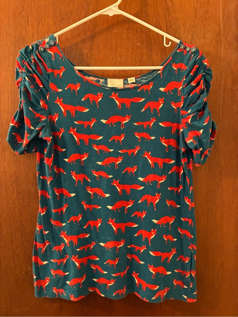 NEW PRICE! - GUC Postmark Anthropologie Here & There Teal Top with Red Fox Print